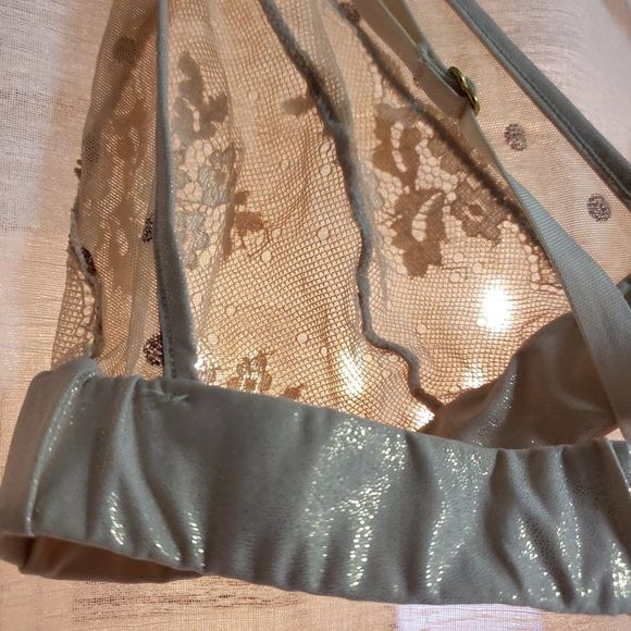 Ellipse Lace Bra Women's SIZE M-L - Picture 5 of 5